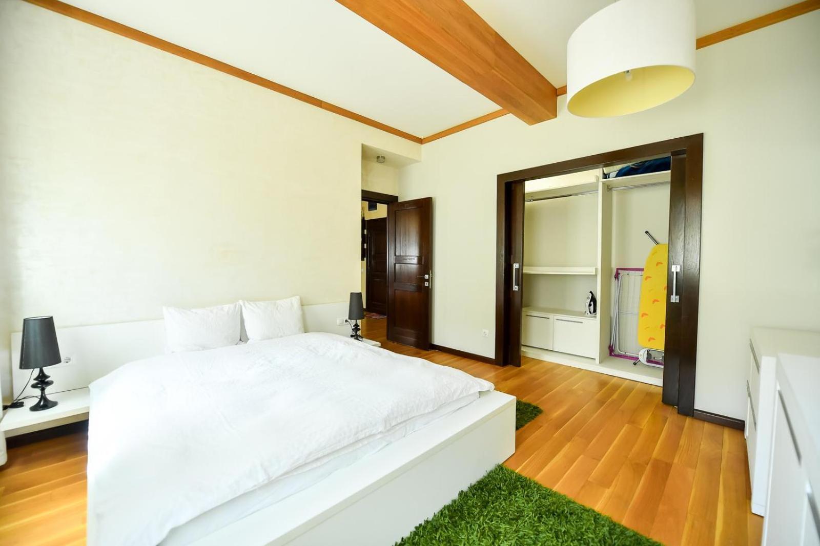 Luxury Apartment Брашов Экстерьер фото