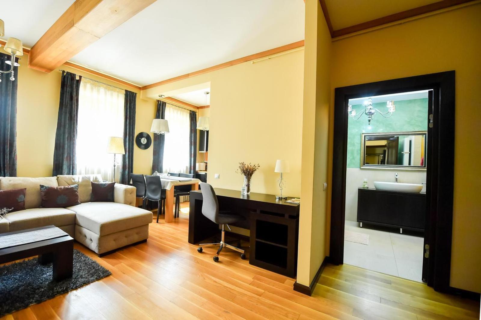 Luxury Apartment Брашов Экстерьер фото