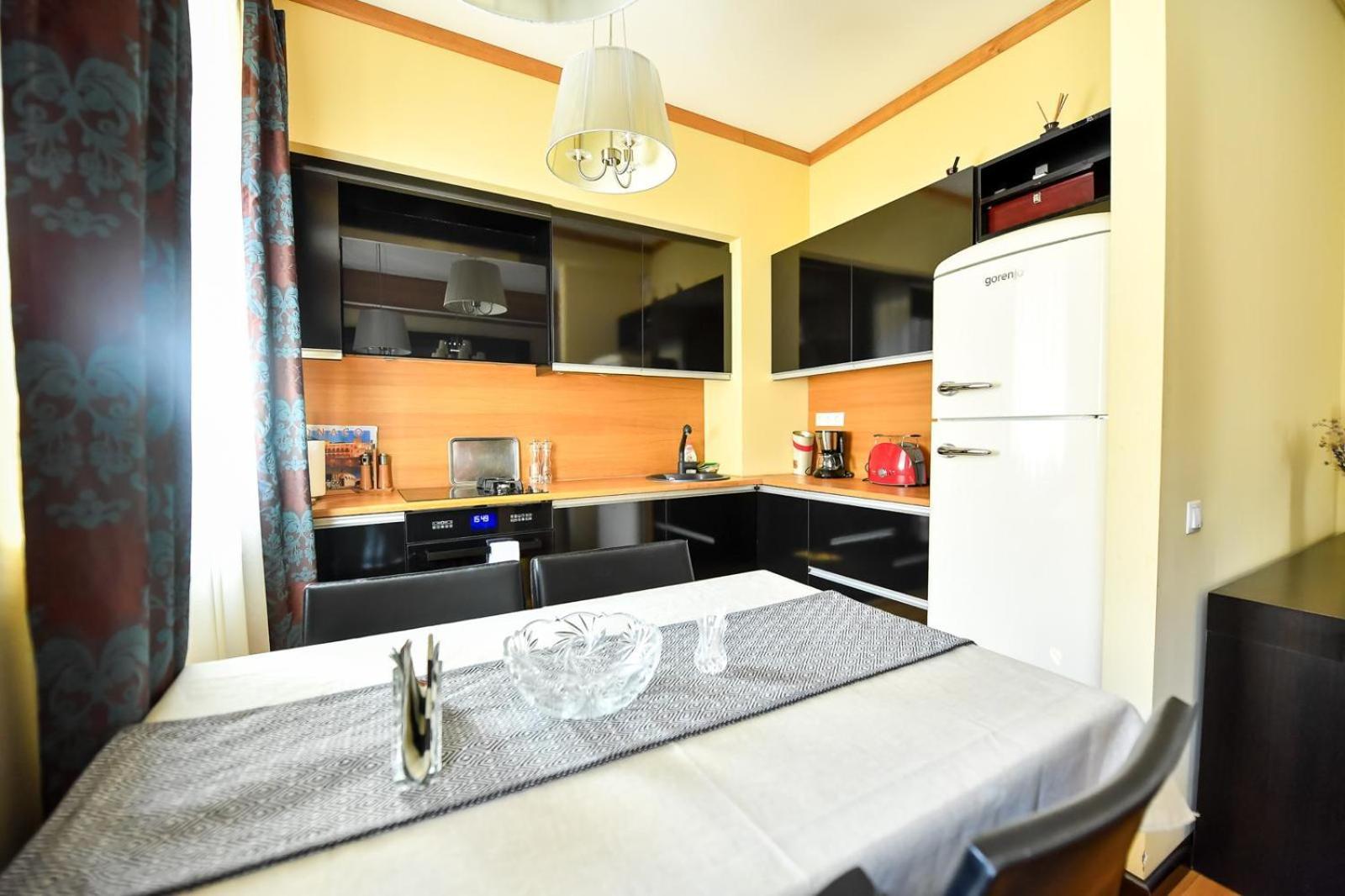 Luxury Apartment Брашов Экстерьер фото