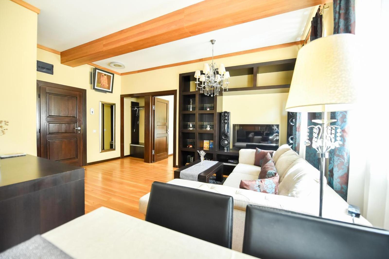 Luxury Apartment Брашов Экстерьер фото